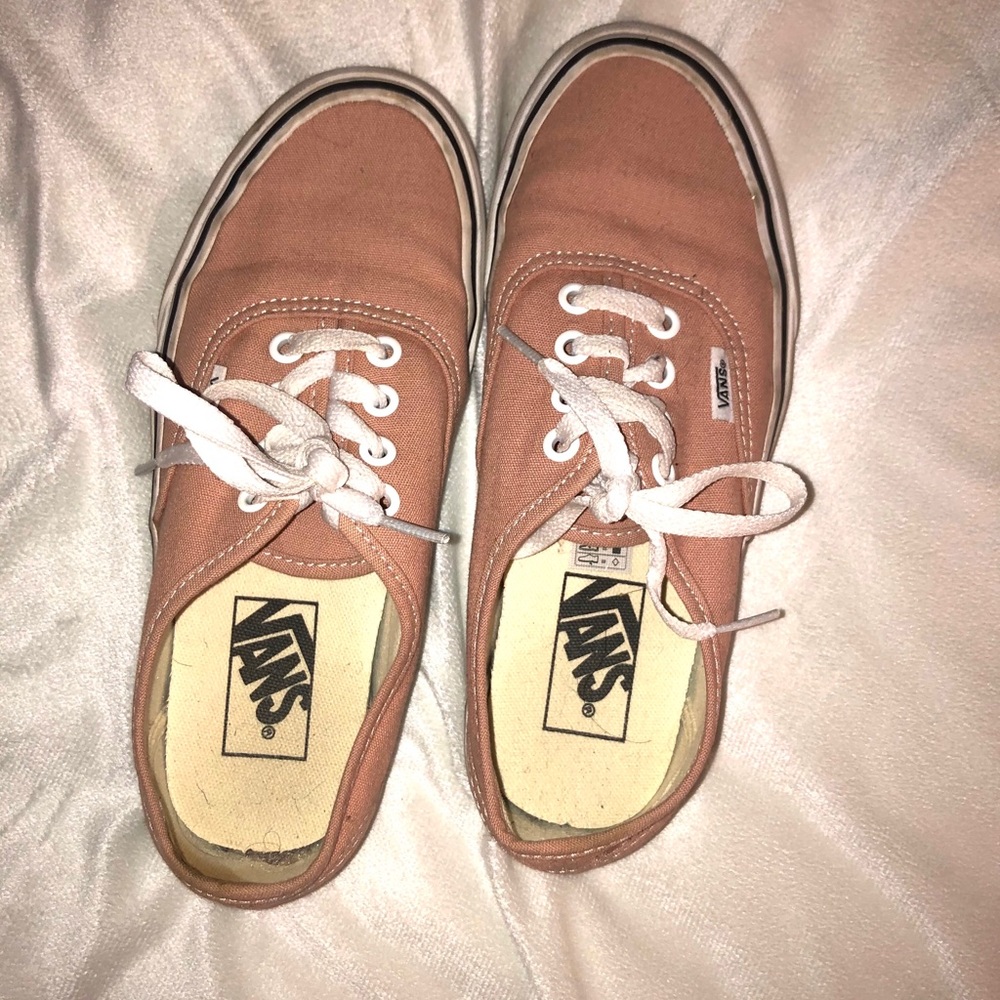 Dusty Rose Classes Vans - Size 6